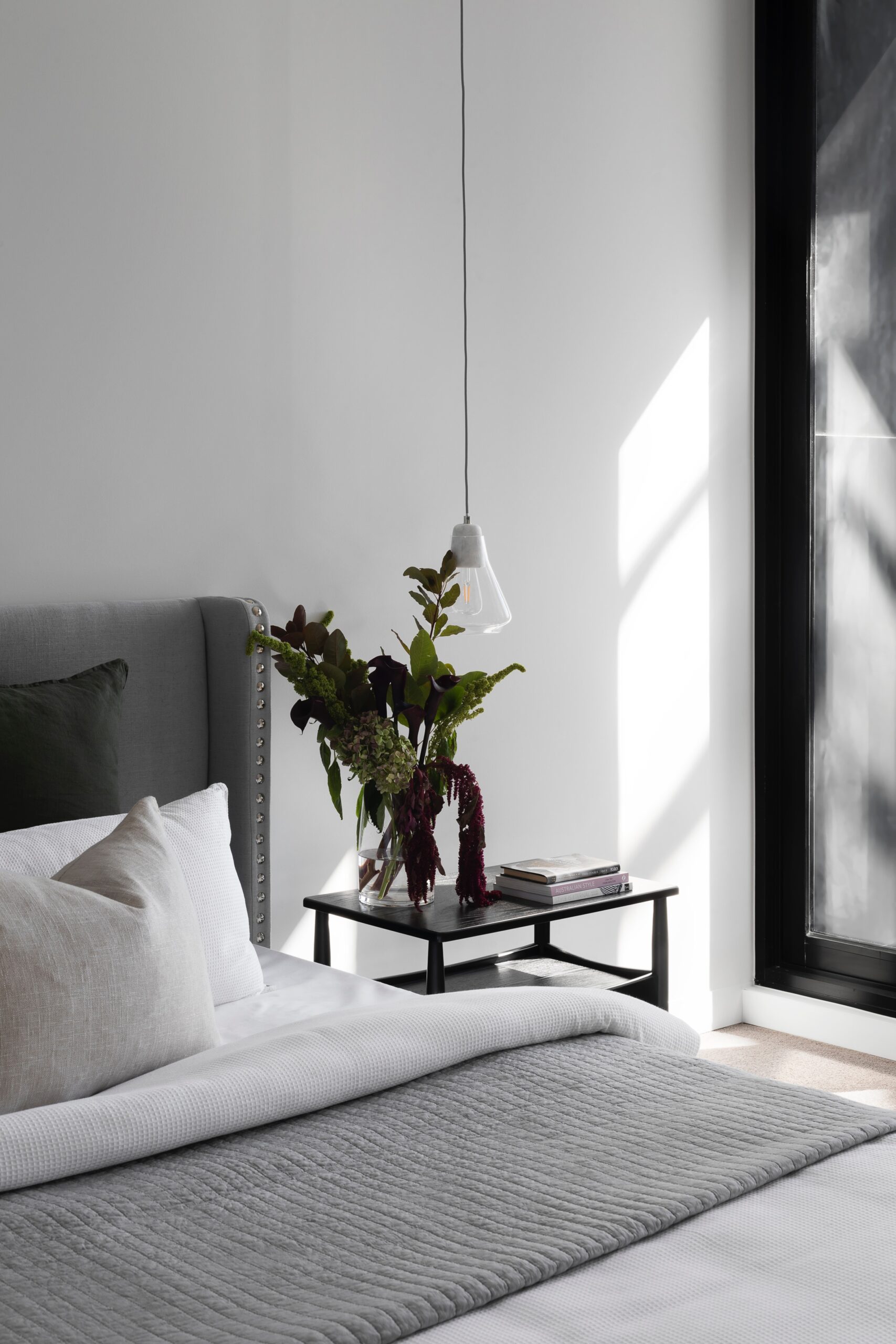 r-architecture-IZwmKiyOdMI-unsplash